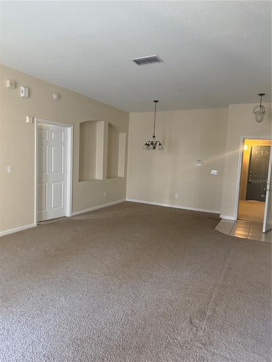 出租: $1,600 (3 贝兹, 2 浴室, 1433 平方英尺)