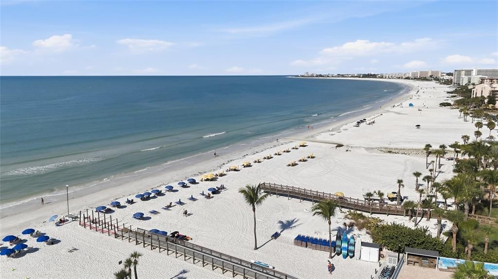 For Sale: $580,000 (2 beds, 2 baths, 1165 Square Feet)