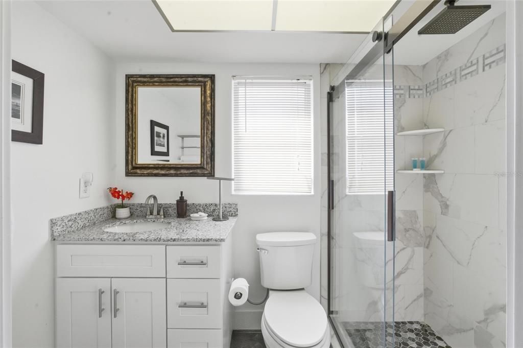 For Sale: $580,000 (2 beds, 2 baths, 1165 Square Feet)