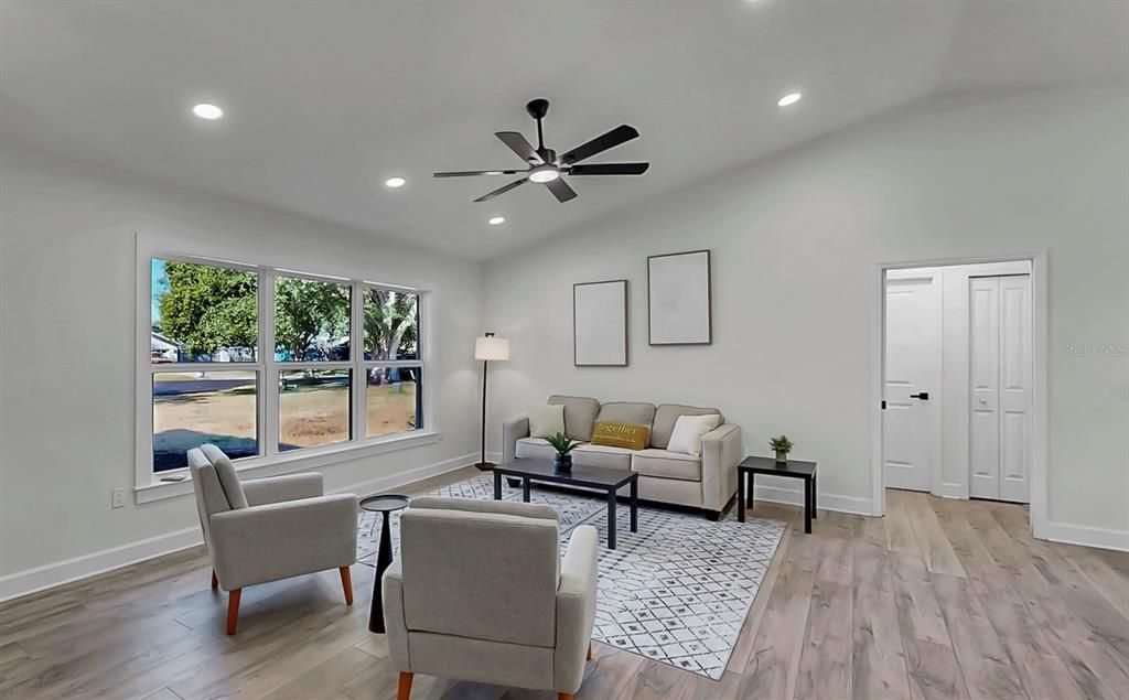 待售: $390,000 (3 贝兹, 2 浴室, 1750 平方英尺)