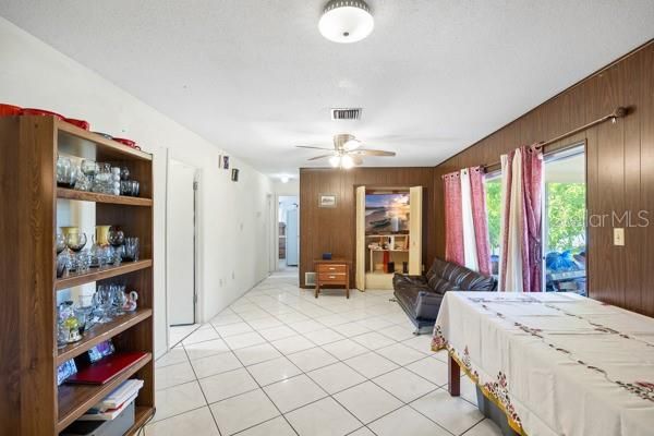 待售: $330,000 (3 贝兹, 2 浴室, 1505 平方英尺)