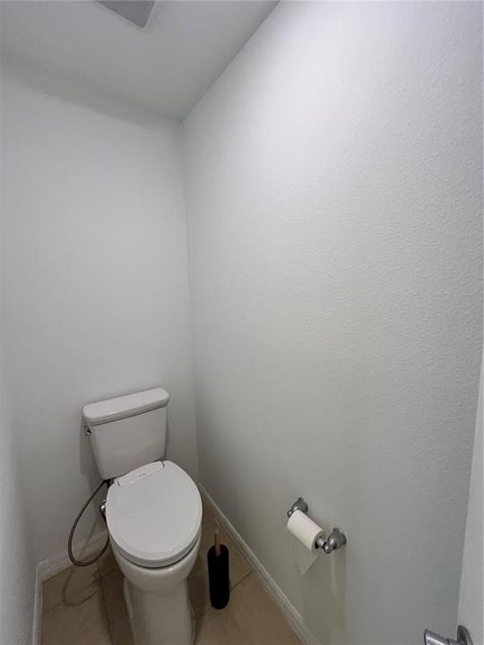 En Venta: $296,468 (3 camas, 2 baños, 2043 Pies cuadrados)