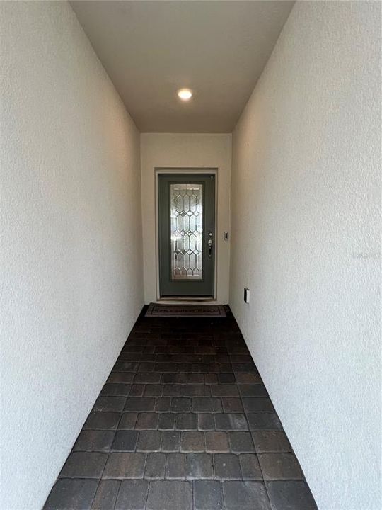 En Venta: $296,468 (3 camas, 2 baños, 2043 Pies cuadrados)