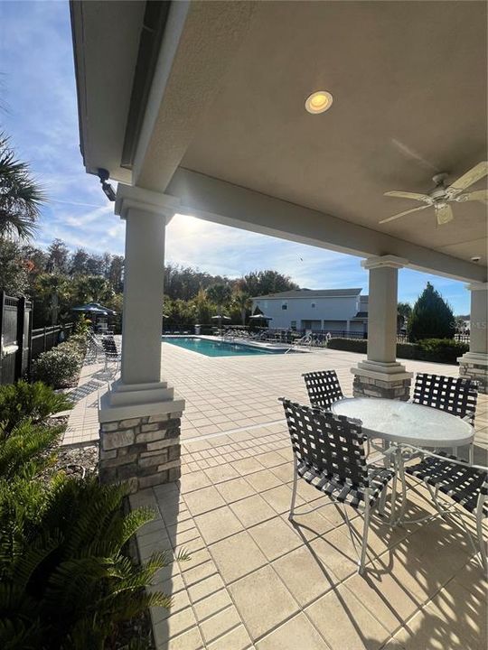 En Venta: $296,468 (3 camas, 2 baños, 2043 Pies cuadrados)