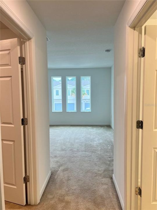 En Venta: $296,468 (3 camas, 2 baños, 2043 Pies cuadrados)