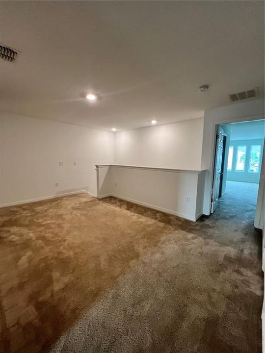 En Venta: $296,468 (3 camas, 2 baños, 2043 Pies cuadrados)