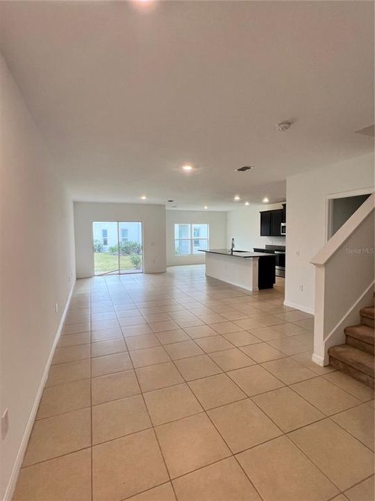 En Venta: $296,468 (3 camas, 2 baños, 2043 Pies cuadrados)