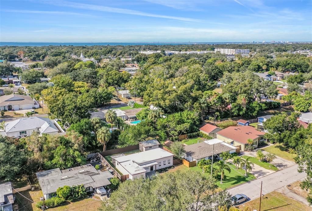 For Sale: $529,900 (4 beds, 2 baths, 1278 Square Feet)