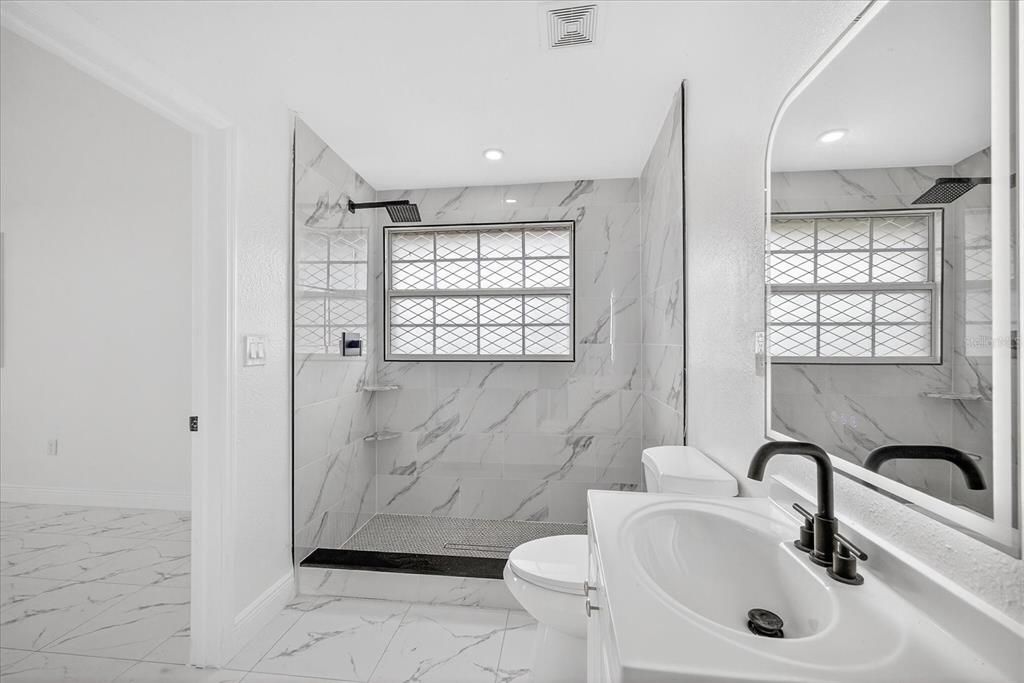 待售: $367,500 (3 贝兹, 2 浴室, 1585 平方英尺)