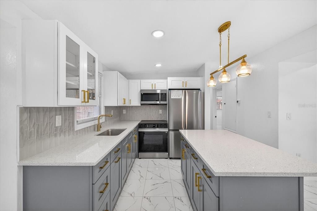 待售: $367,500 (3 贝兹, 2 浴室, 1585 平方英尺)