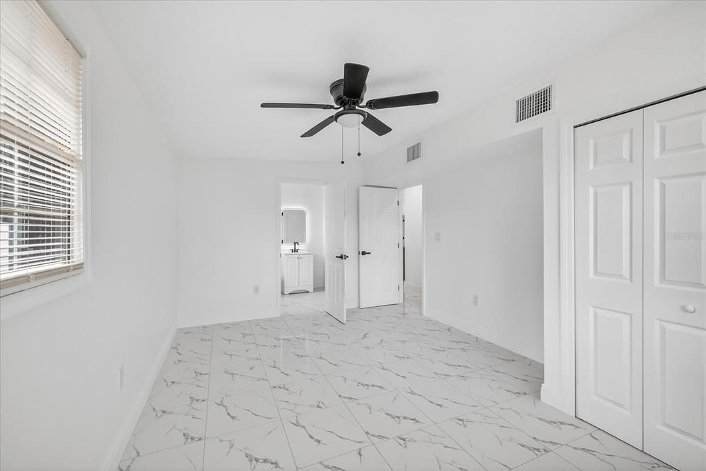 待售: $367,500 (3 贝兹, 2 浴室, 1585 平方英尺)