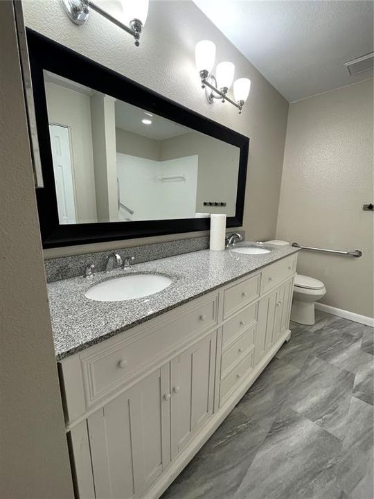 For Rent: $2,000 (2 beds, 2 baths, 1260 Square Feet)