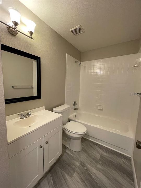 For Rent: $2,000 (2 beds, 2 baths, 1260 Square Feet)