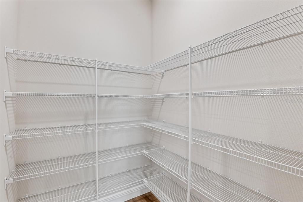 En Venta: $338,519 (4 camas, 3 baños, 1985 Pies cuadrados)