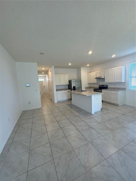 For Rent: $1,795 (3 beds, 2 baths, 1625 Square Feet)