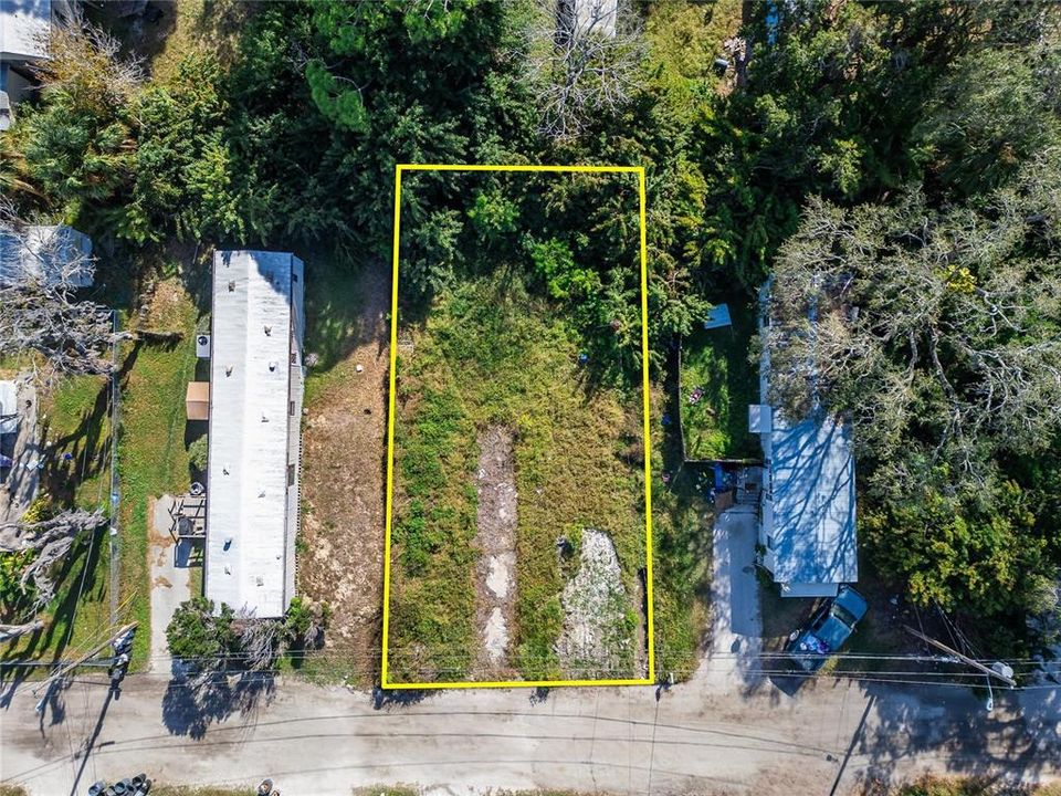 На продажу: $20,000 (0.13 acres)