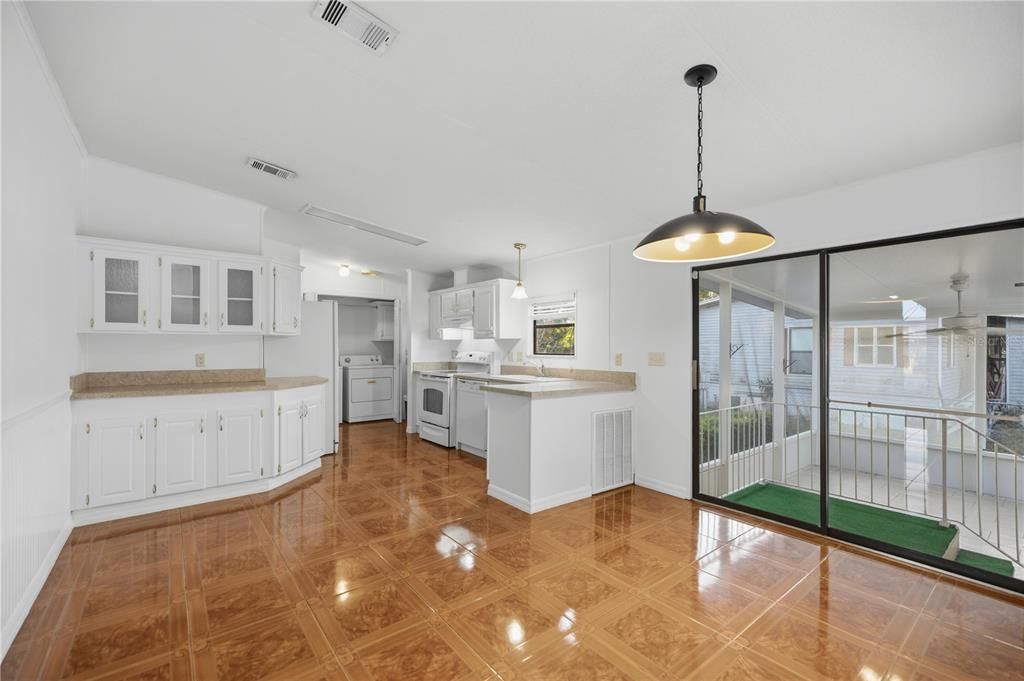 En Venta: $187,000 (3 camas, 2 baños, 1350 Pies cuadrados)