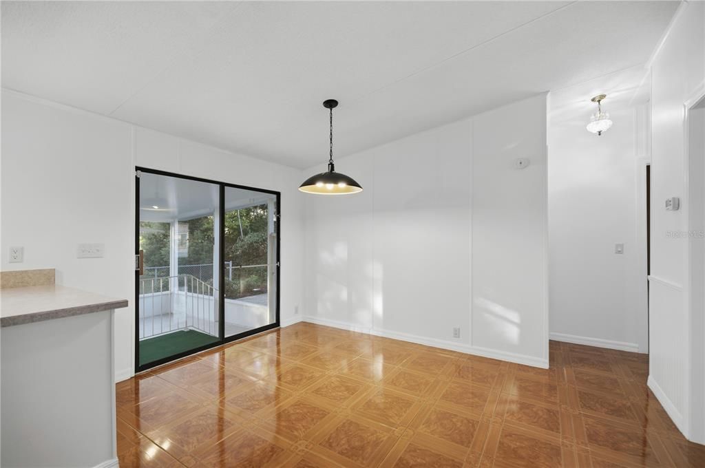 En Venta: $187,000 (3 camas, 2 baños, 1350 Pies cuadrados)