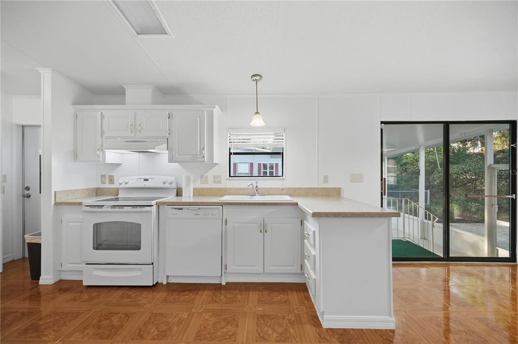 En Venta: $187,000 (3 camas, 2 baños, 1350 Pies cuadrados)