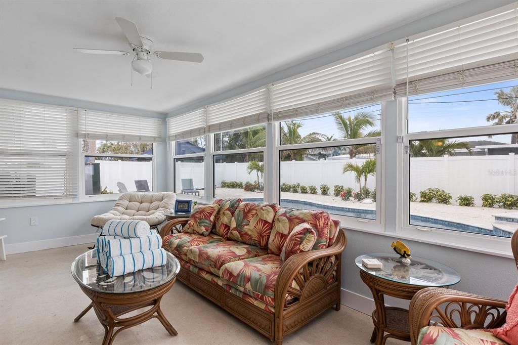 For Sale: $1,395,000 (3 beds, 2 baths, 1396 Square Feet)