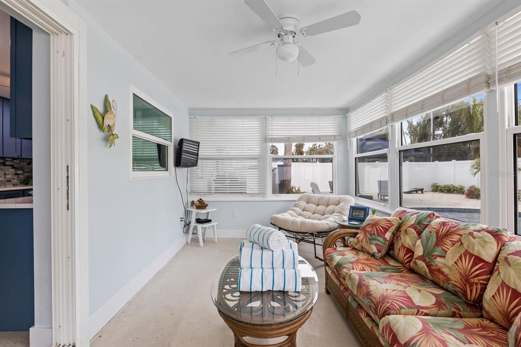 For Sale: $1,395,000 (3 beds, 2 baths, 1396 Square Feet)