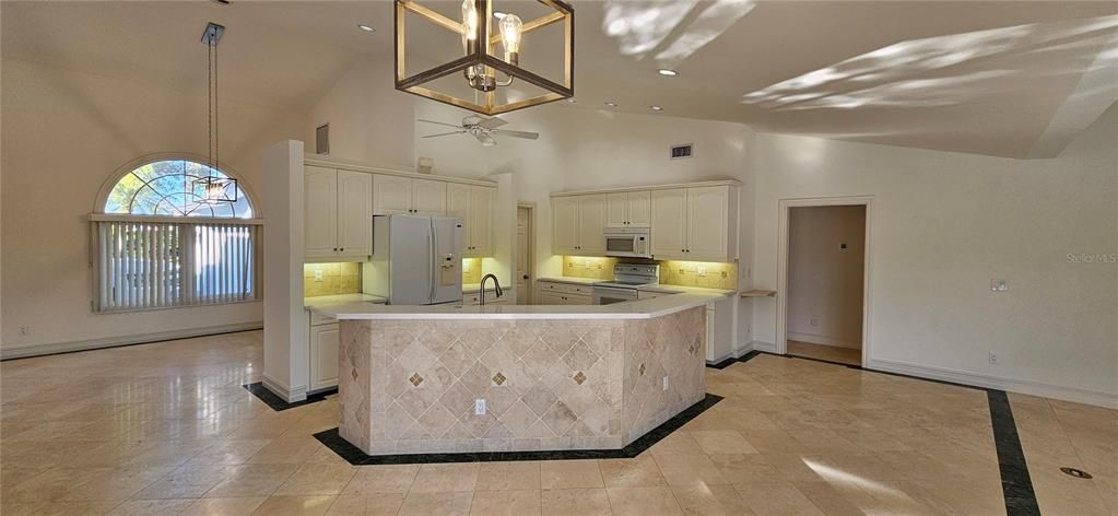 В аренду: $3,200 (4 спален, 3 ванн, 2486 Квадратных фут)