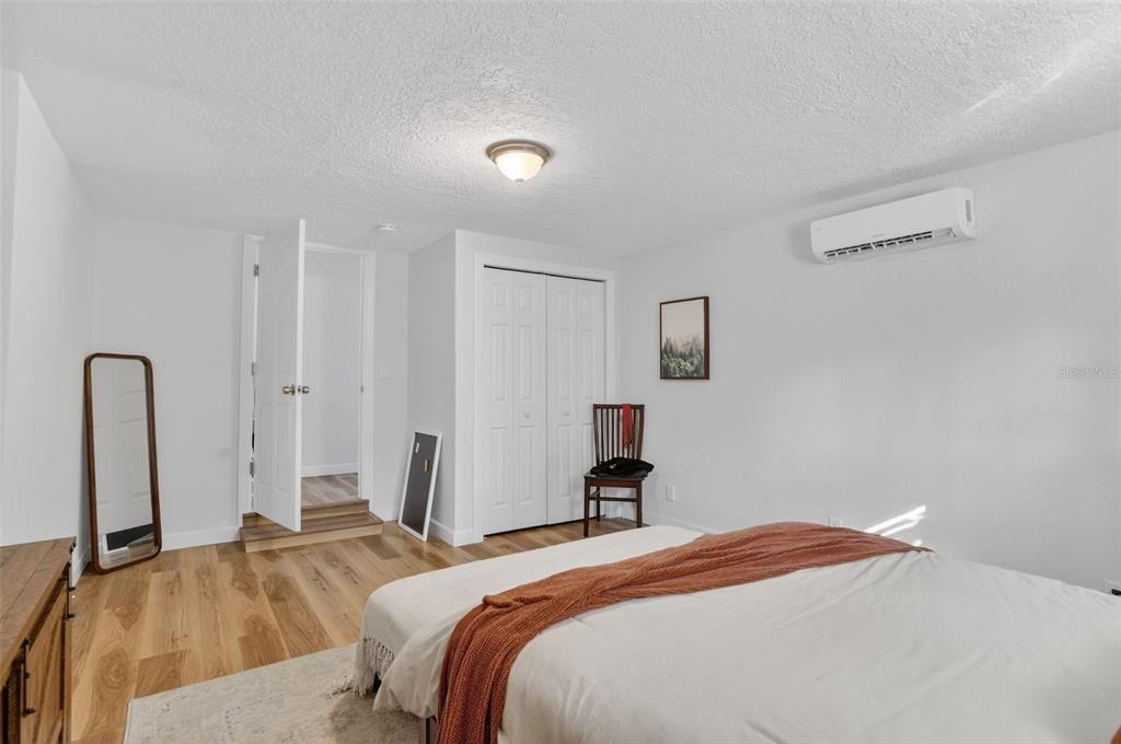 En Venta: $420,000 (4 camas, 2 baños, 1477 Pies cuadrados)