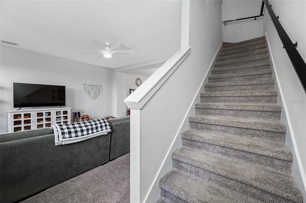 На продажу: $685,000 (3 спален, 3 ванн, 1827 Квадратных фут)