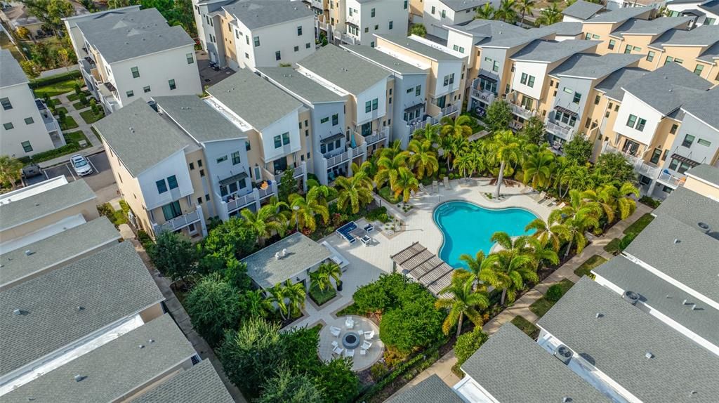 На продажу: $685,000 (3 спален, 3 ванн, 1827 Квадратных фут)