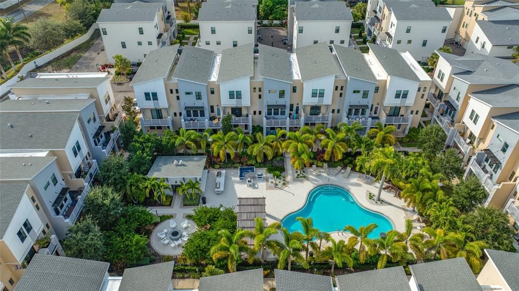 На продажу: $685,000 (3 спален, 3 ванн, 1827 Квадратных фут)