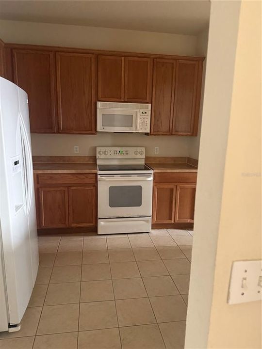 В аренду: $1,625 (3 спален, 2 ванн, 1433 Квадратных фут)