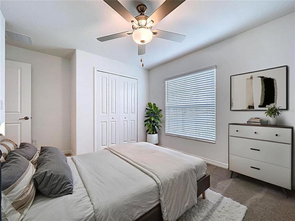 На продажу: $375,000 (4 спален, 2 ванн, 1939 Квадратных фут)