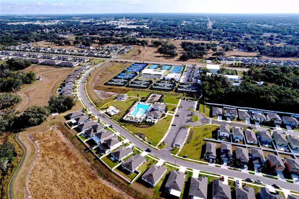 На продажу: $375,000 (4 спален, 2 ванн, 1939 Квадратных фут)