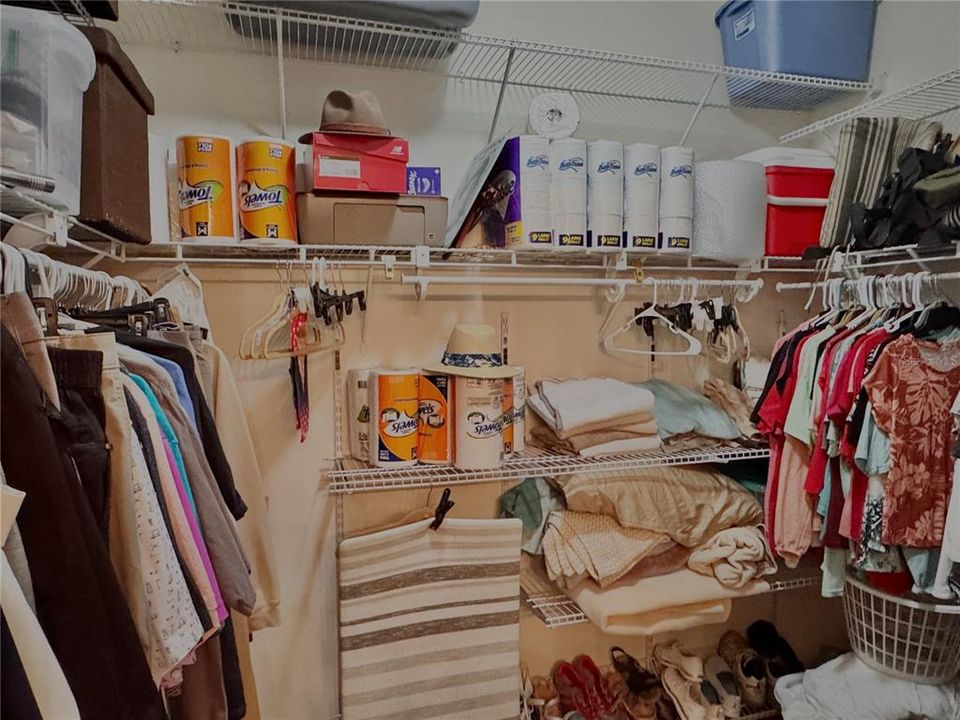 For Sale: $315,000 (2 beds, 2 baths, 1188 Square Feet)