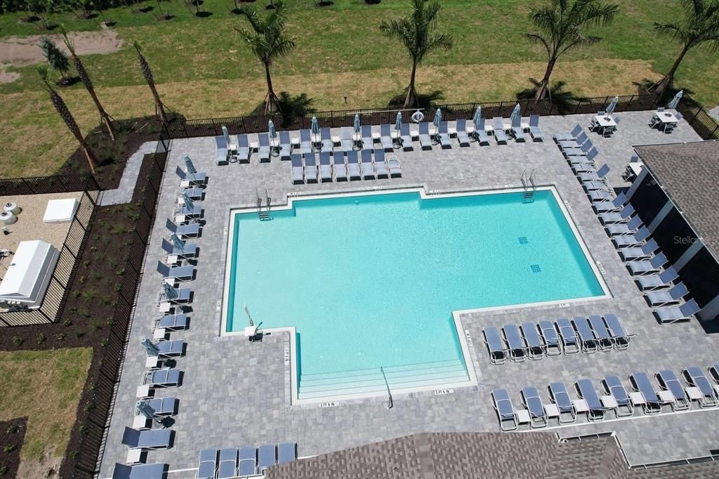 En Venta: $354,597 (4 camas, 3 baños, 2032 Pies cuadrados)