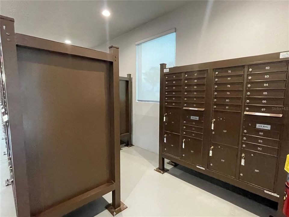 En Venta: $354,597 (4 camas, 3 baños, 2032 Pies cuadrados)