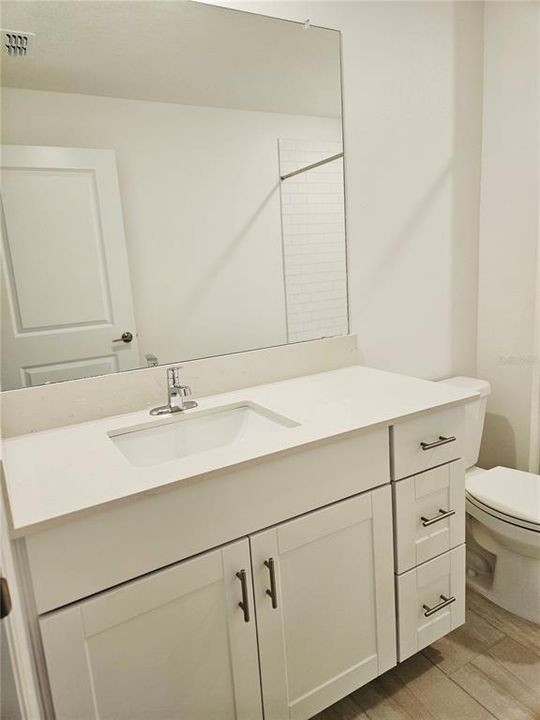 For Rent: $2,800 (4 beds, 2 baths, 1817 Square Feet)