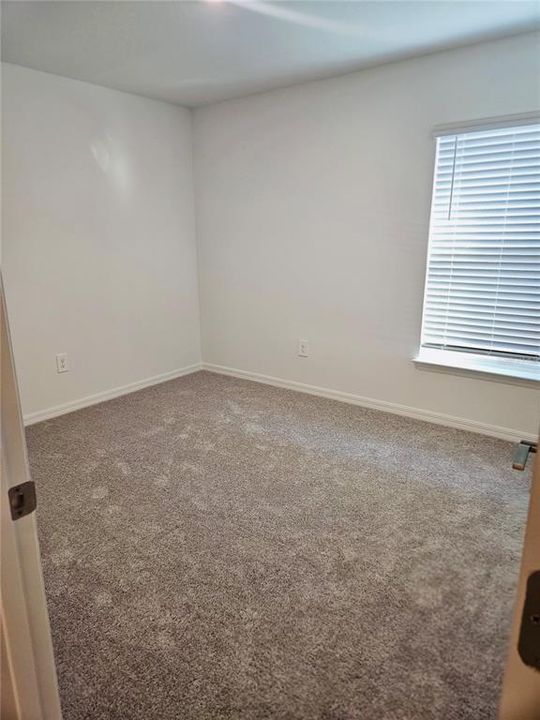 For Rent: $2,800 (4 beds, 2 baths, 1817 Square Feet)