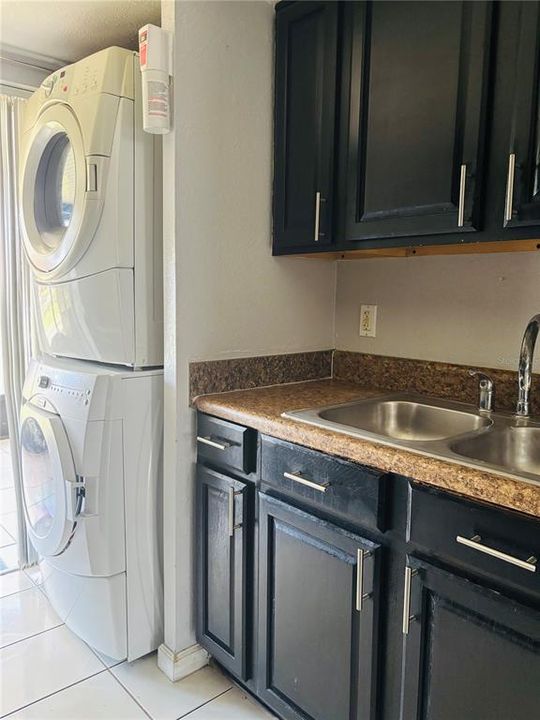 En Venta: $220,000 (2 camas, 2 baños, 875 Pies cuadrados)