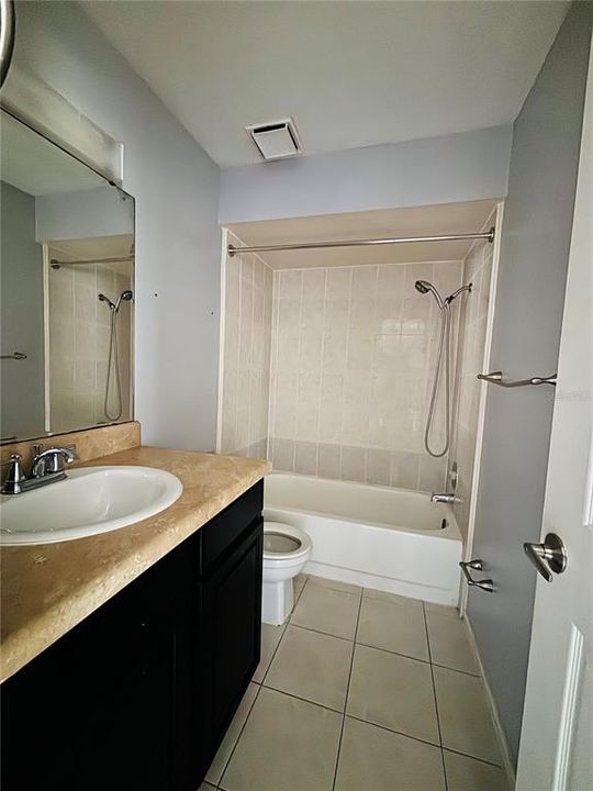 En Venta: $220,000 (2 camas, 2 baños, 875 Pies cuadrados)