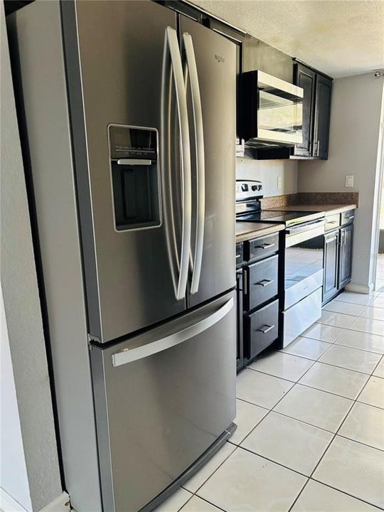 En Venta: $220,000 (2 camas, 2 baños, 875 Pies cuadrados)