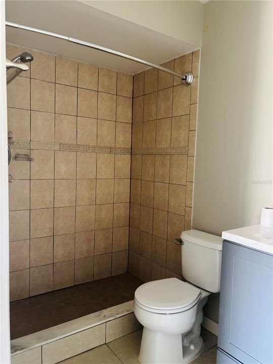 En Venta: $220,000 (2 camas, 2 baños, 875 Pies cuadrados)