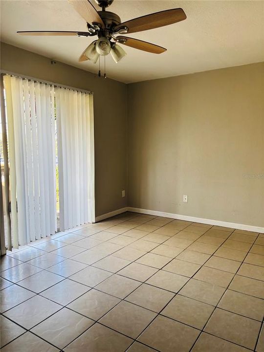 En Venta: $220,000 (2 camas, 2 baños, 875 Pies cuadrados)