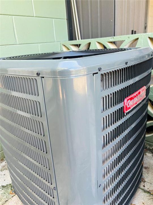 En Venta: $220,000 (2 camas, 2 baños, 875 Pies cuadrados)