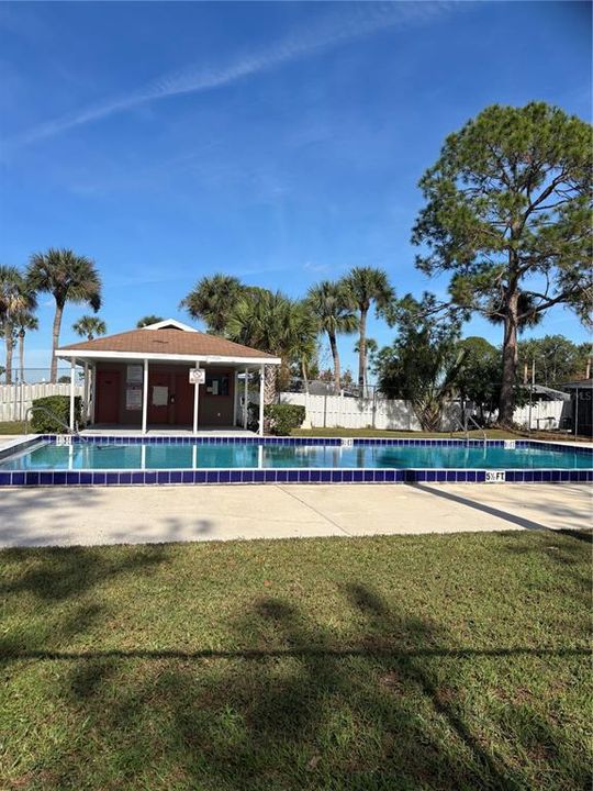 En Venta: $220,000 (2 camas, 2 baños, 875 Pies cuadrados)