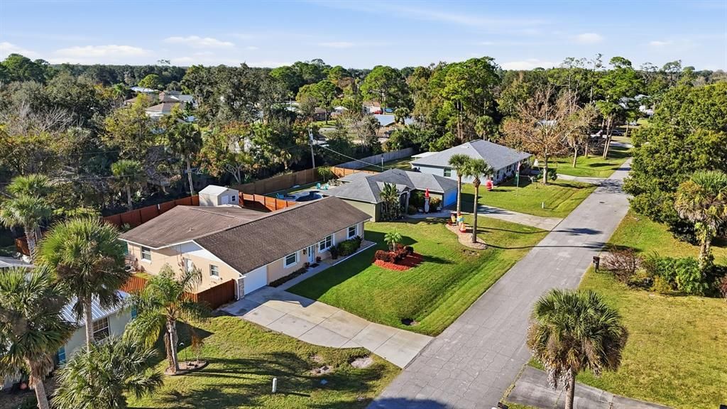 待售: $399,000 (4 贝兹, 2 浴室, 1900 平方英尺)