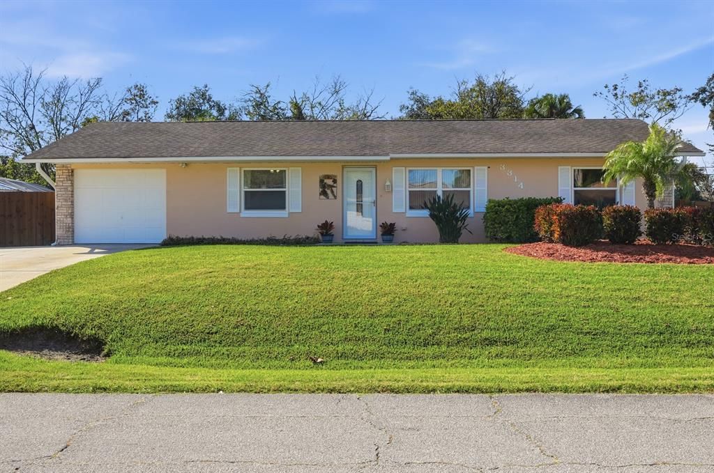 待售: $399,000 (4 贝兹, 2 浴室, 1900 平方英尺)