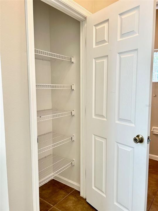 For Rent: $2,350 (3 beds, 2 baths, 1665 Square Feet)