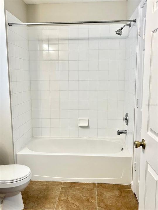 For Rent: $2,350 (3 beds, 2 baths, 1665 Square Feet)