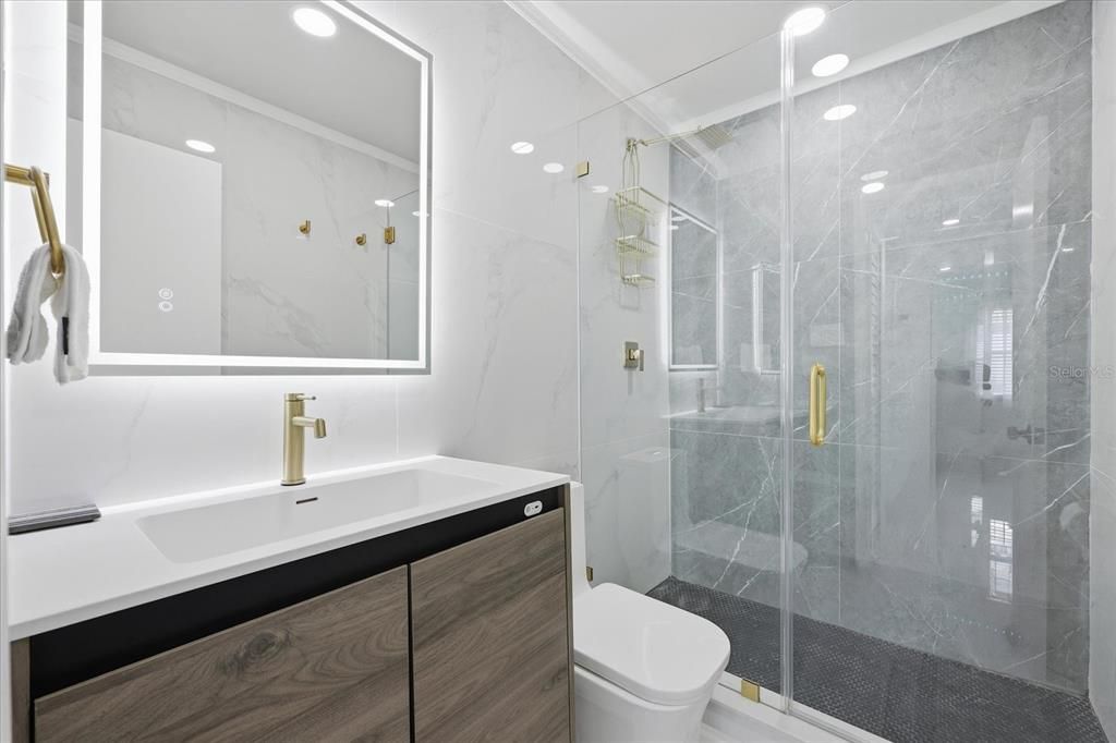 待售: $420,000 (3 贝兹, 2 浴室, 1046 平方英尺)